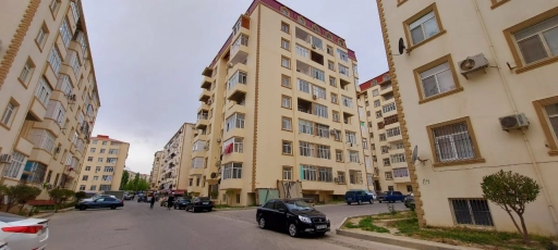 Qurtuluşda kupçalı əşyalı mənzil