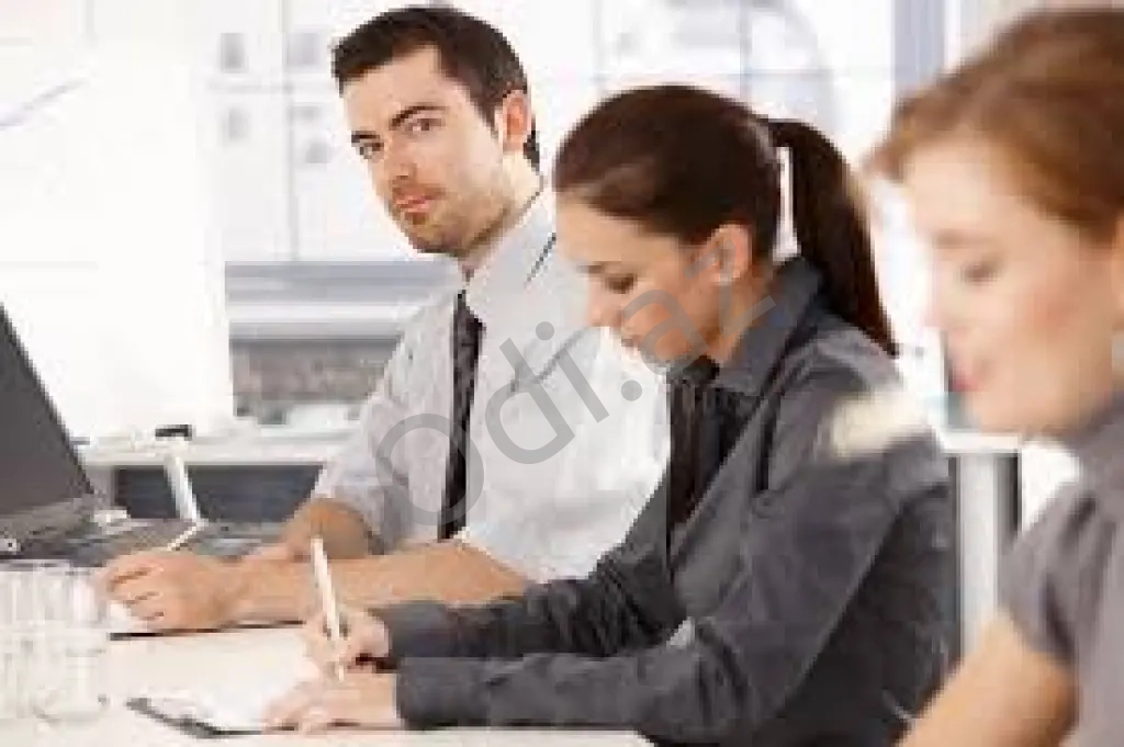 Ofis meneceri teleb olunur