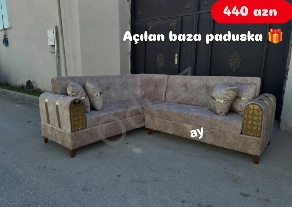 Divan sifarişlə hazırlanır