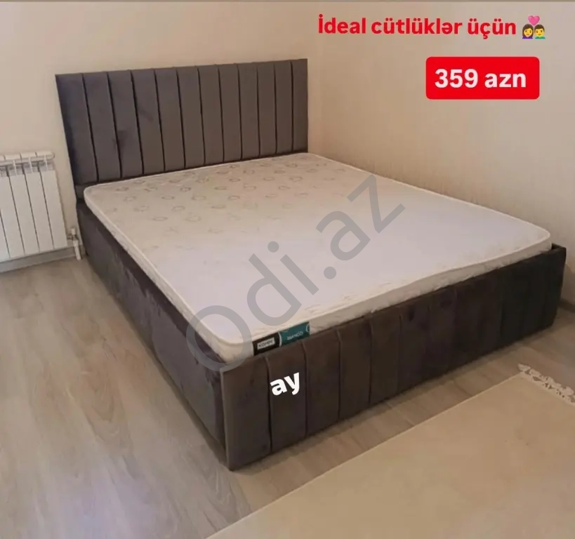 Taxt ikinəfərlik çarpayı