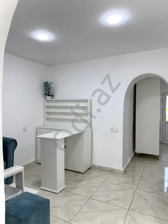 Gozellik salonu esyali lazer aparatida var