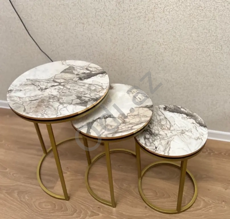 3lü Ziqon jurnal masası