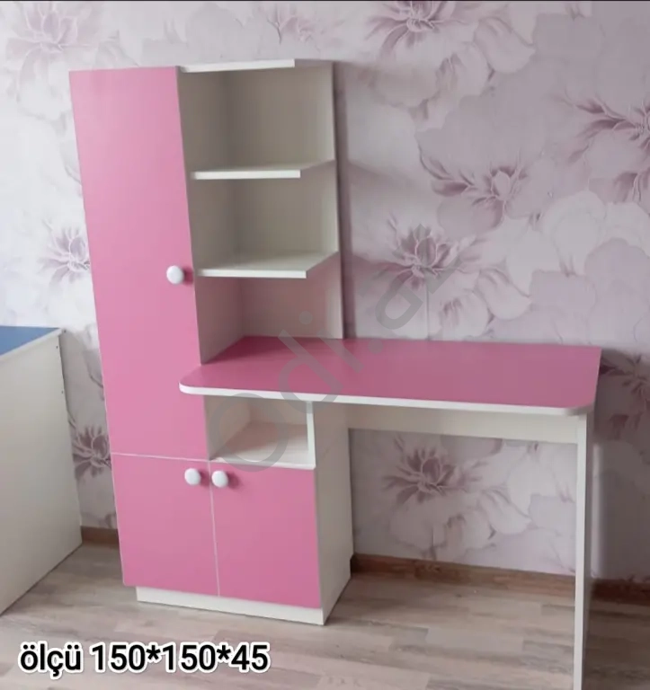 Kompüter masası sifarişi