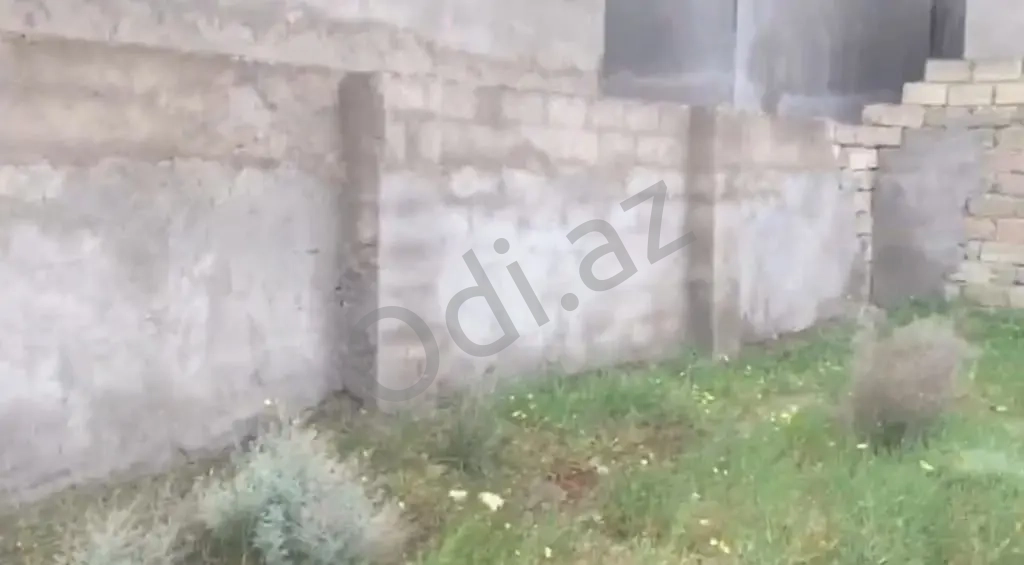 Torpaq satilir Bine Atciliq