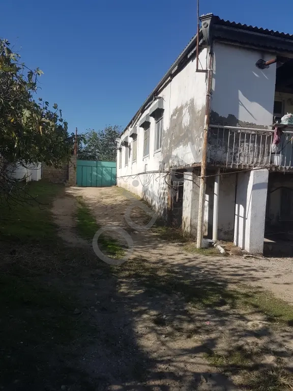 Nardaranda bağlarında ev satılır 22 sot Nardaranda bağlarında ev satılır 22 sot