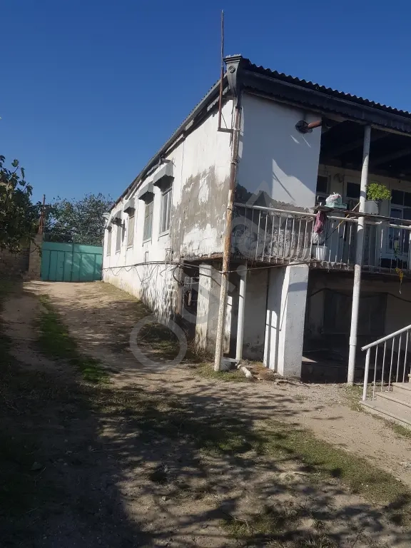 Nardaranda bağlarında ev satılır 22 sot Nardaranda bağlarında ev satılır 22 sot