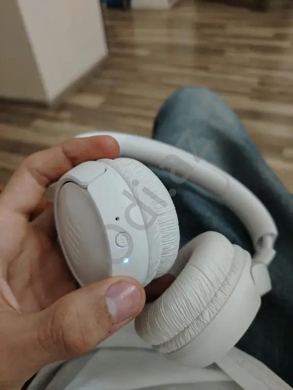 JBL Tune 520BT Pure Bass simsiz qulaqlıq