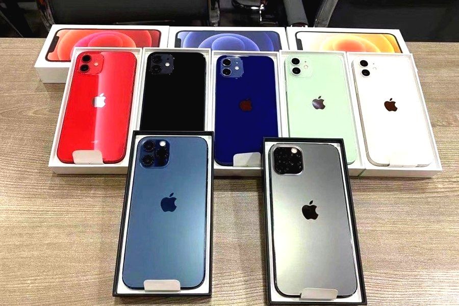 iPhone 12 Pro Max, iPhone 13 Pro Max, iPhone 14 Pro Max satılır