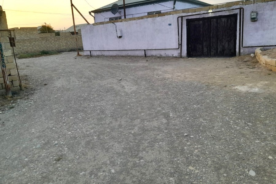 Bakı şəhərində Qaradağ rayonunda ən son ev satışları üçün Puta qəsəbəsində yerləşən evlərə baxın.