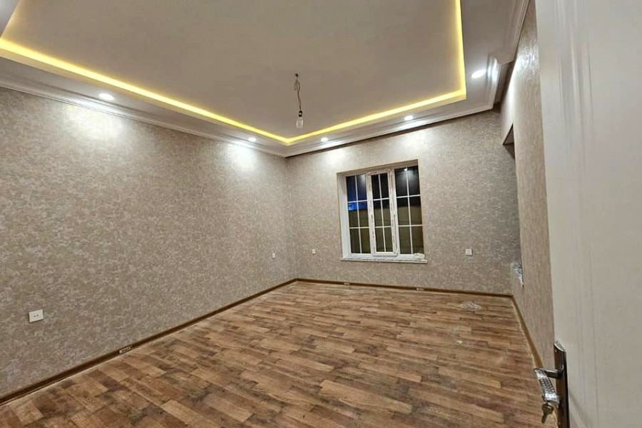 Maştağa Vişnofka yolunda həyət evi satılır