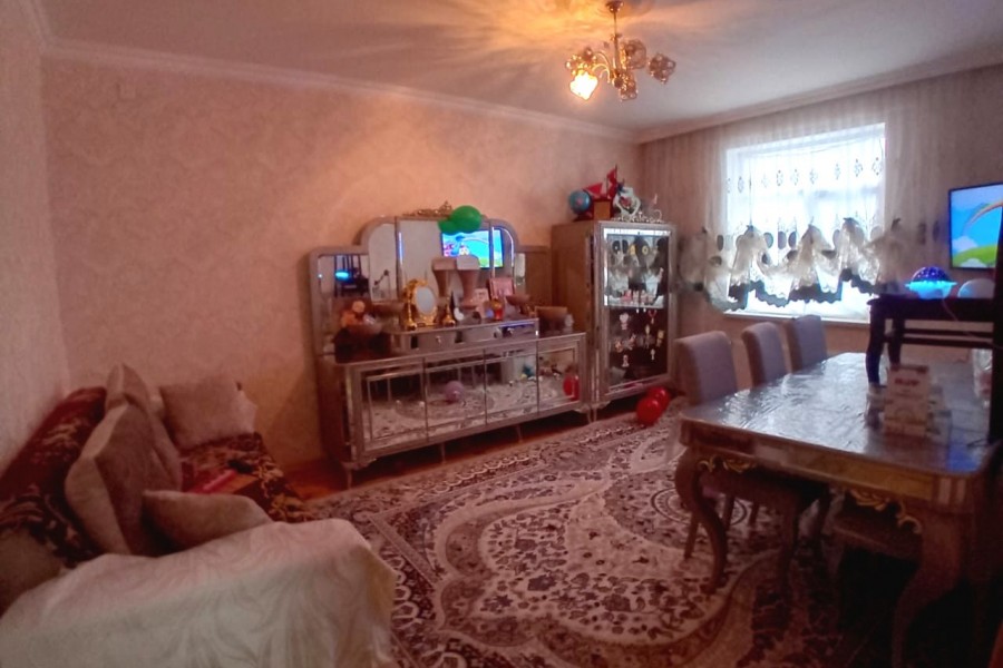 Corat bağlarında 3 otaqlı ev