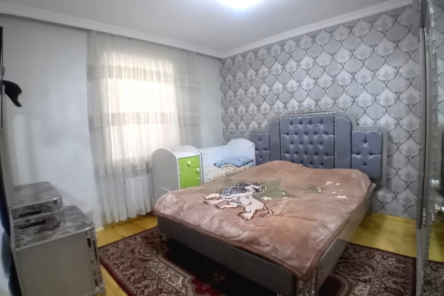 Corat bağlarında 3 otaqlı ev