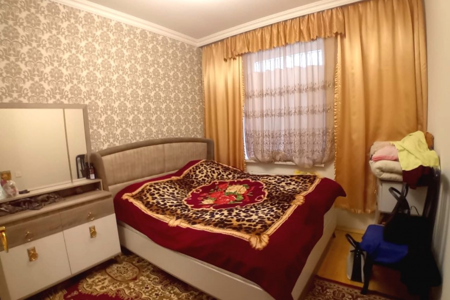 Corat bağlarında 3 otaqlı ev