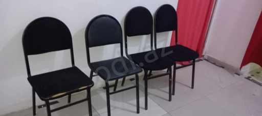 İkinci əl əşyalar mebeller satılır. Kurs, bağça, ofis mebelləri, salon