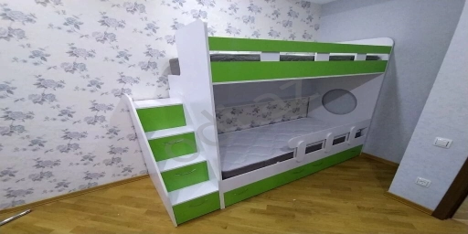İkimərtəbəli çarpayı