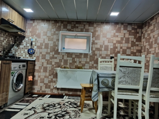 Qaracuxur krasqa zavodu teref