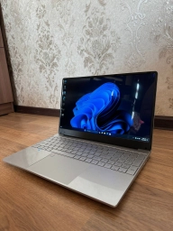 Notebook satilir