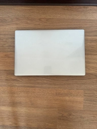 Notebook satilir
