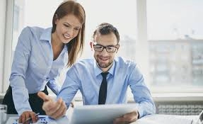ofis menecer tələb olunur