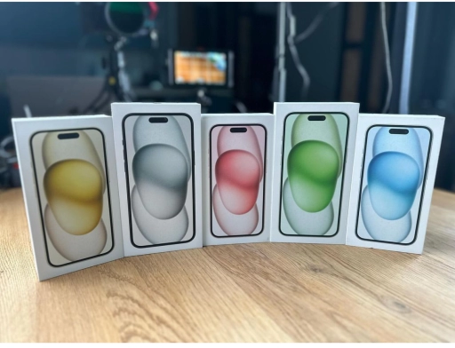 Promosyon satışları iPhone 15, 500eur, iPhone 15 Pro, 700eur, Samsung