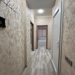 Qurtuluşdu əşyalı,kupçalı mənzil satılır