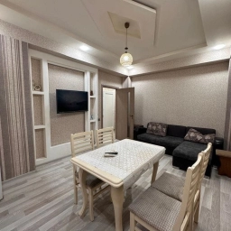 Qurtuluşdu əşyalı,kupçalı mənzil satılır