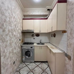 Qurtuluşdu əşyalı,kupçalı mənzil satılır