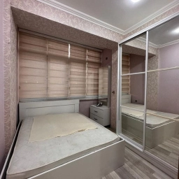 Qurtuluşdu əşyalı,kupçalı mənzil satılır