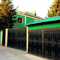 Badamdar qəsəbəsində günlük və aylıq kirayə villa  verilir.