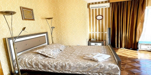 Badamdar qəsəbəsində günlük və aylıq kirayə villa  verilir.