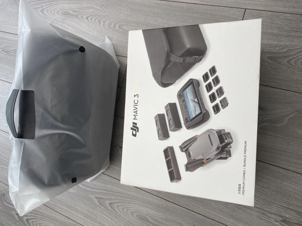 DJI Mavic 3 Cine Premium Combo