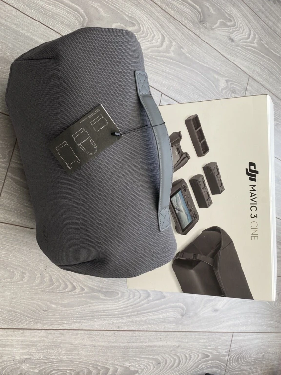 DJI Mavic 3 Cine Premium Combo