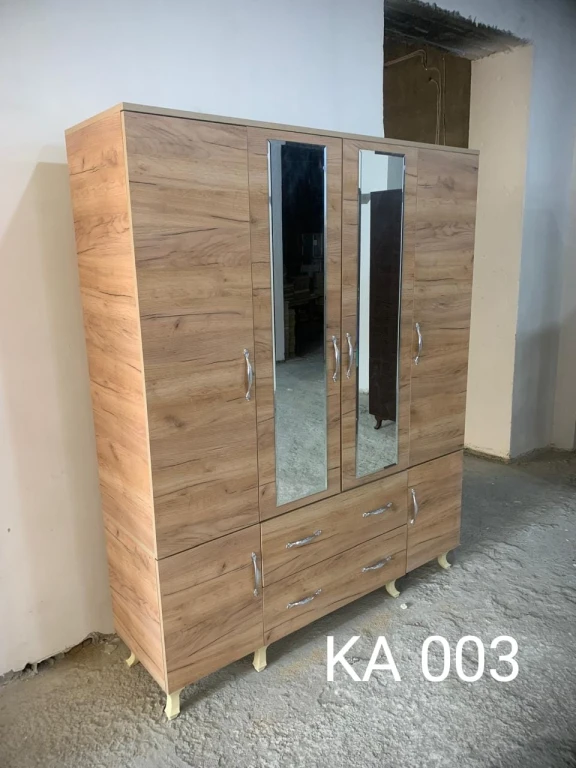4Qapili şkaf
