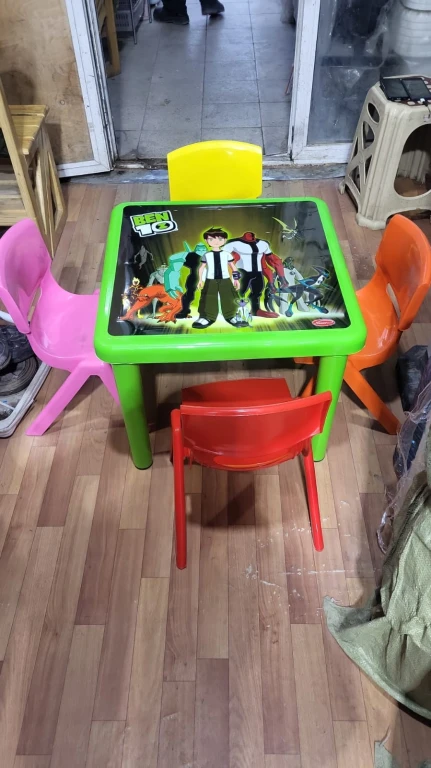Uşaq oturacaq dəsti