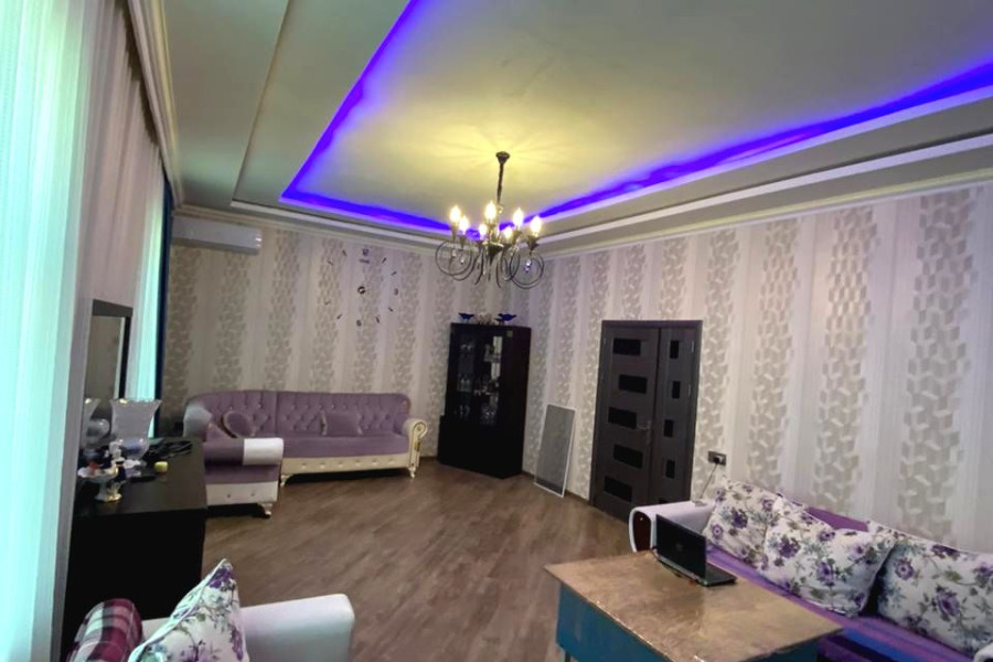 Masazırda 4 otaqlı 180 m2 həyət evi satılır