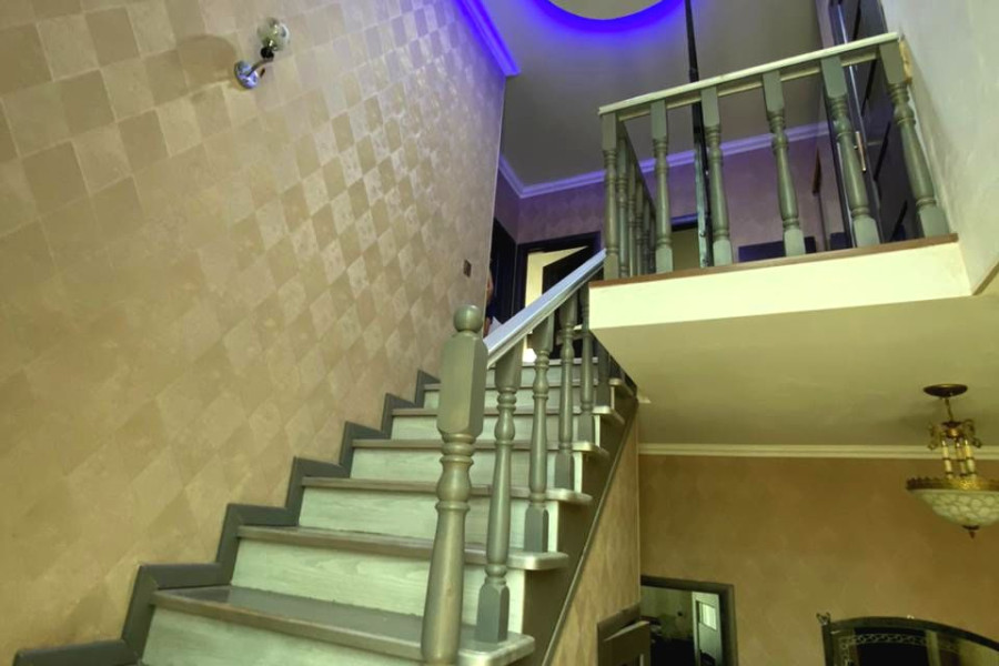 Masazırda 4 otaqlı 180 m2 həyət evi satılır