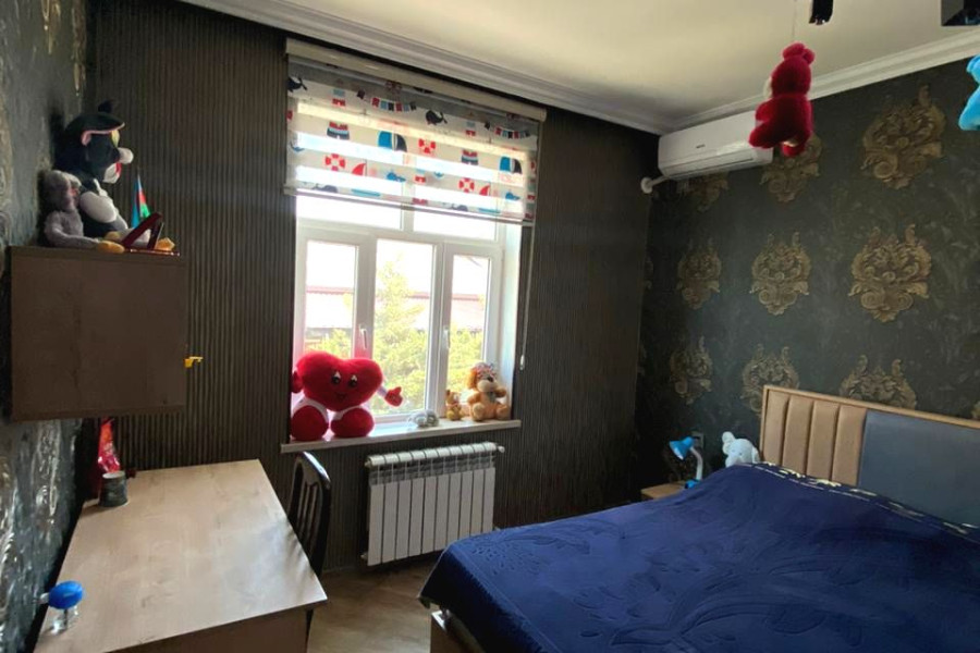 Masazırda 4 otaqlı 180 m2 həyət evi satılır