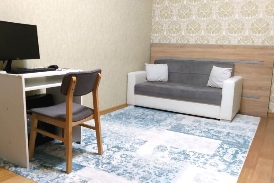 2 otaqlı,40 m2 mənzil-Kristal 1-də 