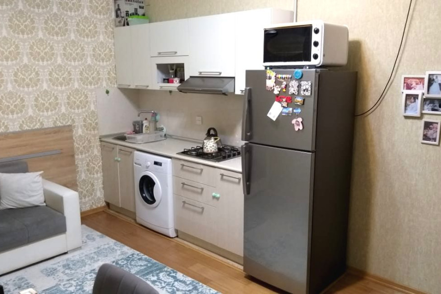 2 otaqlı,40 m2 mənzil-Kristal 1-də 