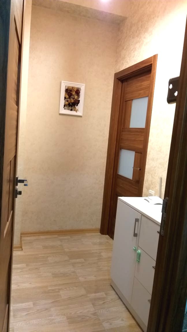 2 otaqlı,40 m2 mənzil-Kristal 1-də 