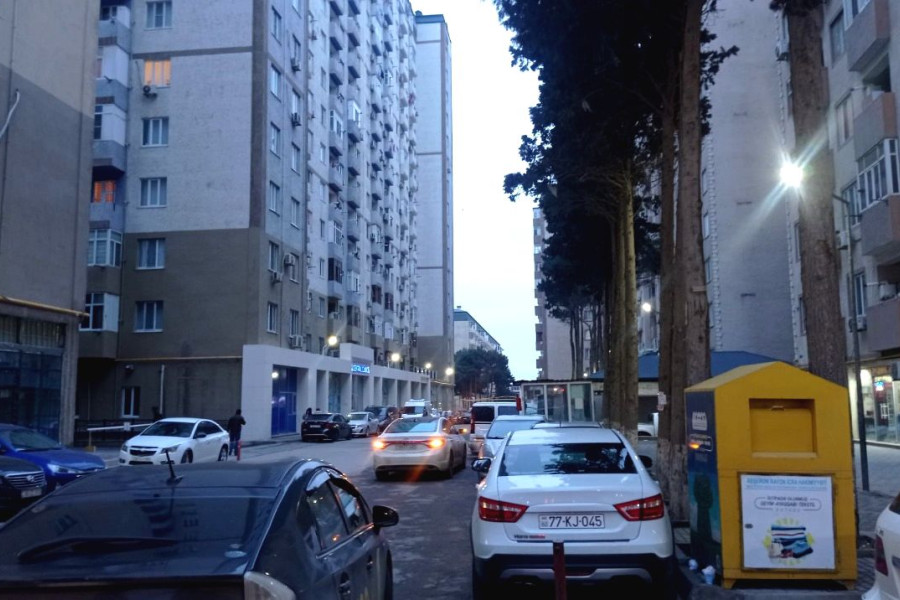 2 otaqlı,40 m2 mənzil-Kristal 1-də 